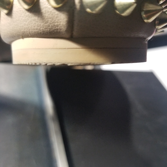 Wild Fire Sandals sz 5.5 Tan Studded - Picture 8 of 8